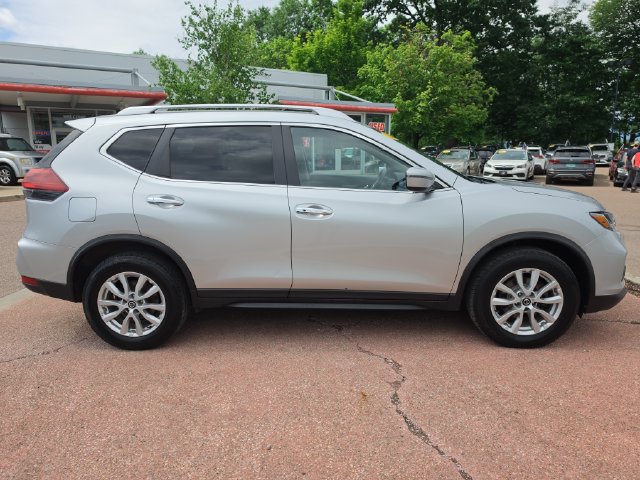 Used 2019 Nissan Rogue SV AWD/4WD image 6