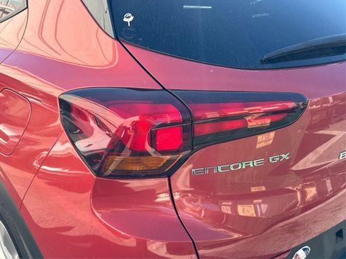 Used 2024 Buick Encore GX Preferred image 19