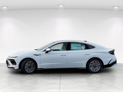 New 2026 Hyundai Sonata SEL FWD image 7