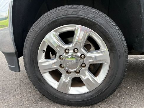 Used 2019 GMC Sierra 2500 SLT w/ Duramax Plus Package AWD/4WD image 20