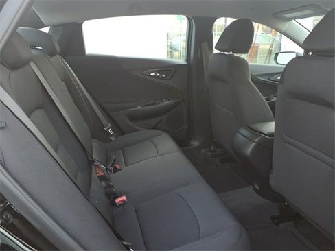 Used 2023 Chevrolet Malibu LS image 21