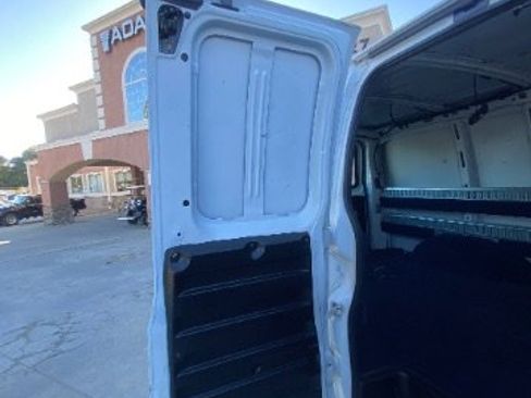 Used 2019 Chevrolet Express 2500 image 13