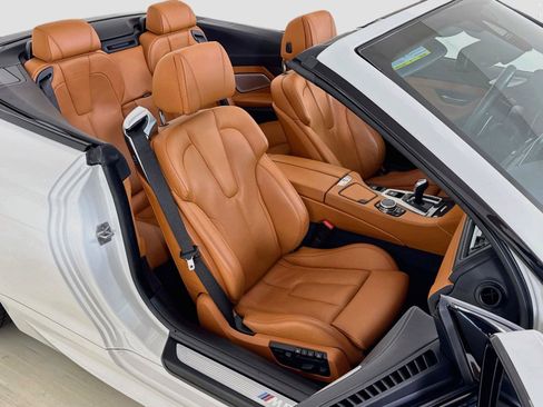 Used 2016 BMW M6 Convertible RWD image 27