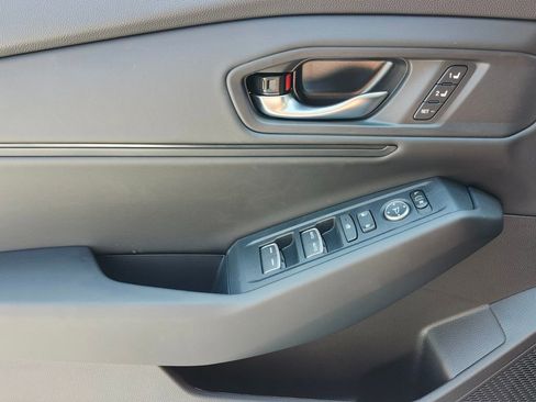 New 2025 Honda Accord EX-L image 32