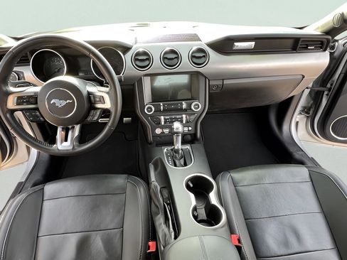 Used 2018 Ford Mustang Premium image 20