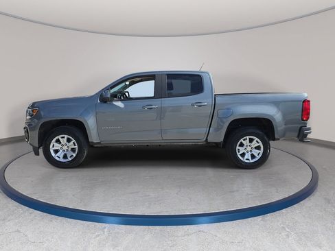 Used 2022 Chevrolet Colorado LT w/ Safety Package RWD image 9