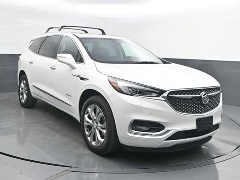 Used 2021 Buick Enclave Avenir w/ Avenir Technology Package AWD/4WD image 9