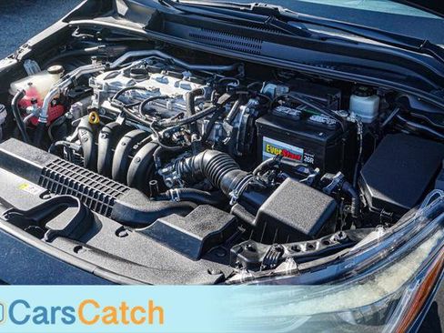 Used 2021 Toyota Corolla LE image 35