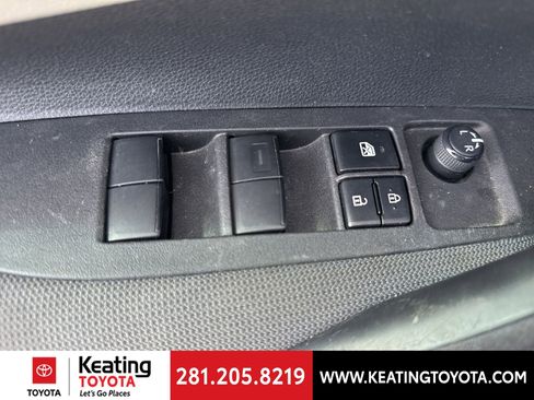 Used 2024 Toyota Corolla LE image 11