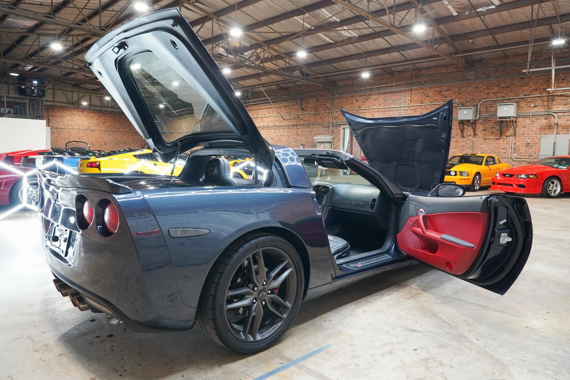 Used 2013 Chevrolet Corvette Coupe w/ Battery Protection Package RWD image 28