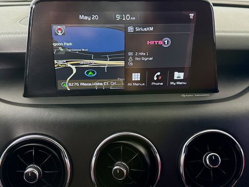 Used 2019 Kia Stinger GT2 AWD/4WD image 18