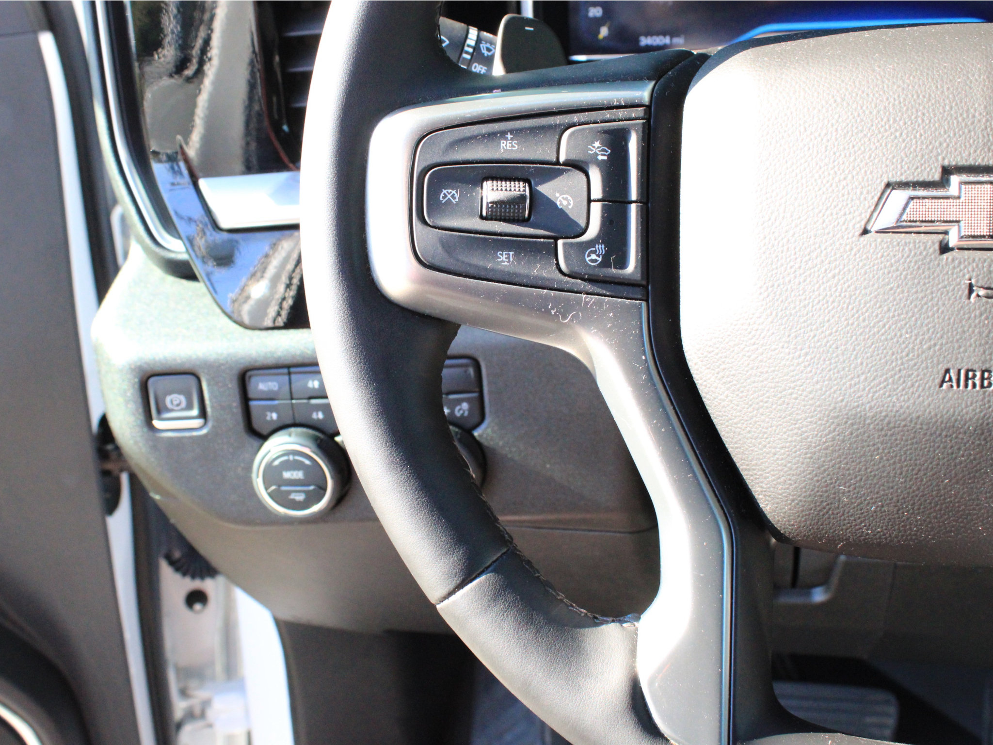 Used 2023 Chevrolet Silverado 1500 RST w/ Convenience Package II AWD/4WD image 16
