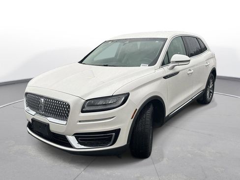 Used 2019 Lincoln Nautilus Select image 2