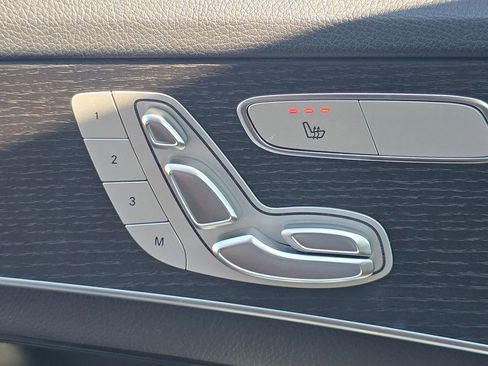 Used 2021 Mercedes-Benz C 300 4MATIC Sedan image 6