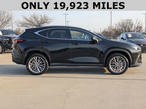 Used 2023 Lexus NX 300h AWD w/ Luxury Package image 4