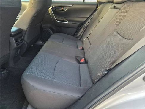 Used 2023 Toyota RAV4 LE AWD/4WD image 15