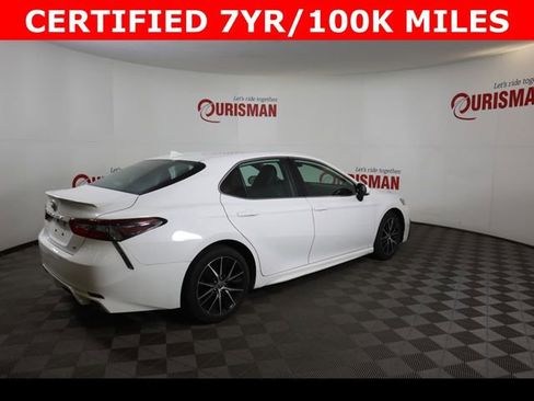 Used 2022 Toyota Camry SE FWD image 19