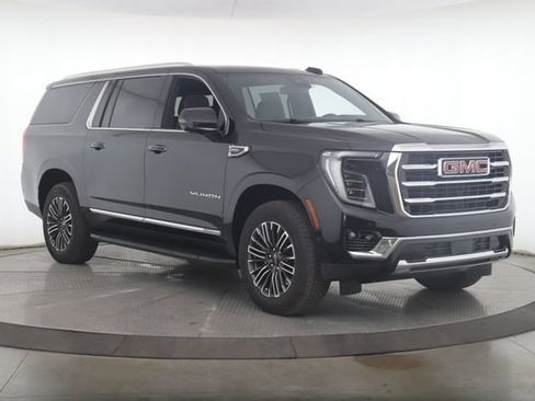 Used 2025 GMC Yukon XL Elevation w/ LPO, Floor Liner Package AWD/4WD image 2
