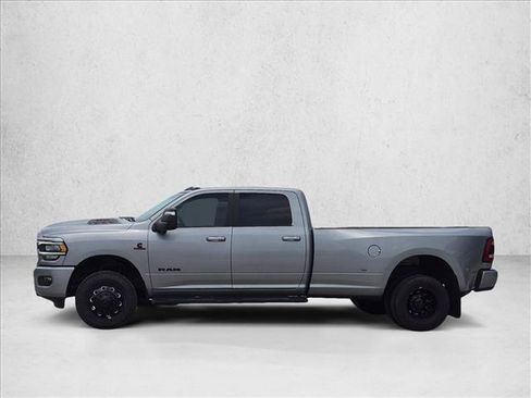 Used 2024 RAM 3500 Laramie w/ Night Edition AWD/4WD image 8