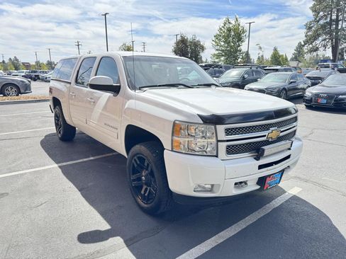 Used 2013 Chevrolet Silverado 1500 LTZ AWD/4WD image 7