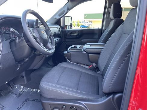 Used 2025 Chevrolet Silverado 2500 Custom w/ Custom Value Package AWD/4WD image 11