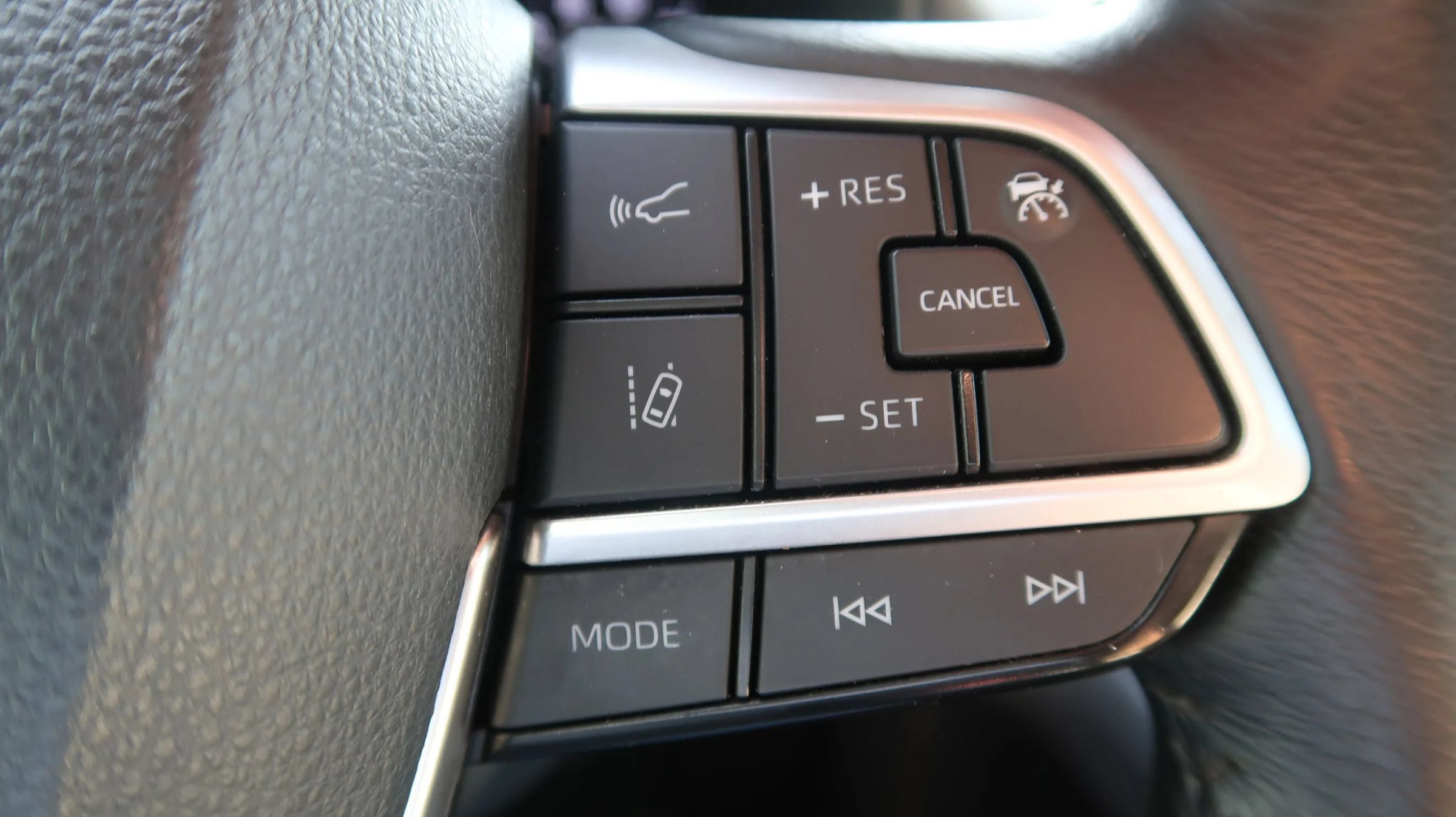 Used 2021 Toyota Sienna XLE FWD image 41
