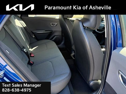 New 2025 Kia K4 LXS image 19