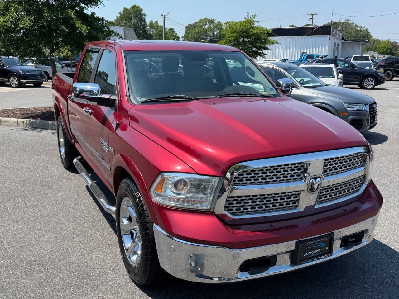 Used 2014 RAM 1500 Laramie w/ Convenience Group AWD/4WD image 3