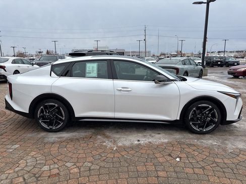 Used 2025 Kia K4 GT-Line w/ GT-Line Premium Package image 4