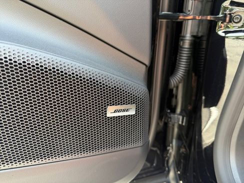 New 2025 Porsche Macan 4S Electric image 25