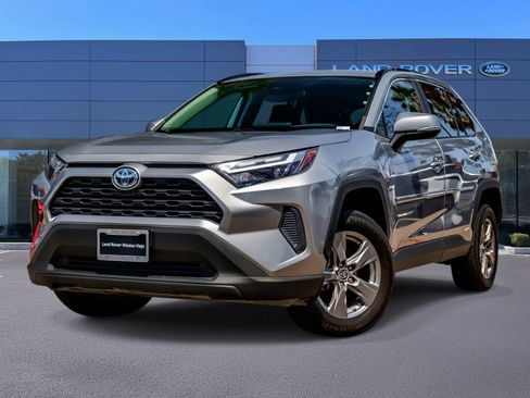 Used 2023 Toyota RAV4 LE AWD/4WD image 1