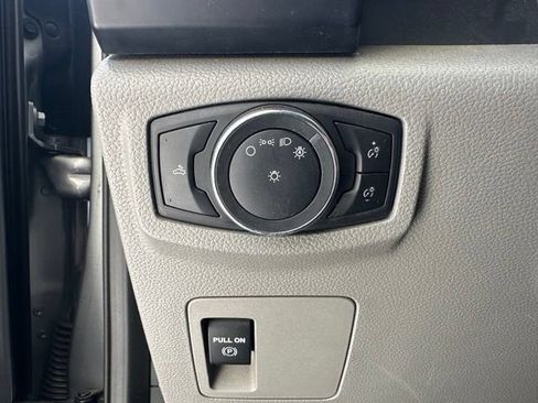 Used 2020 Ford F150 XL w/ Equipment Group 101A Mid RWD image 19