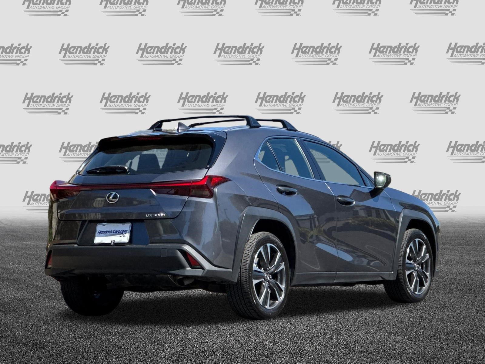Certified 2025 Lexus UX 300h FWD w/ Accessory Package (Z2) image 5