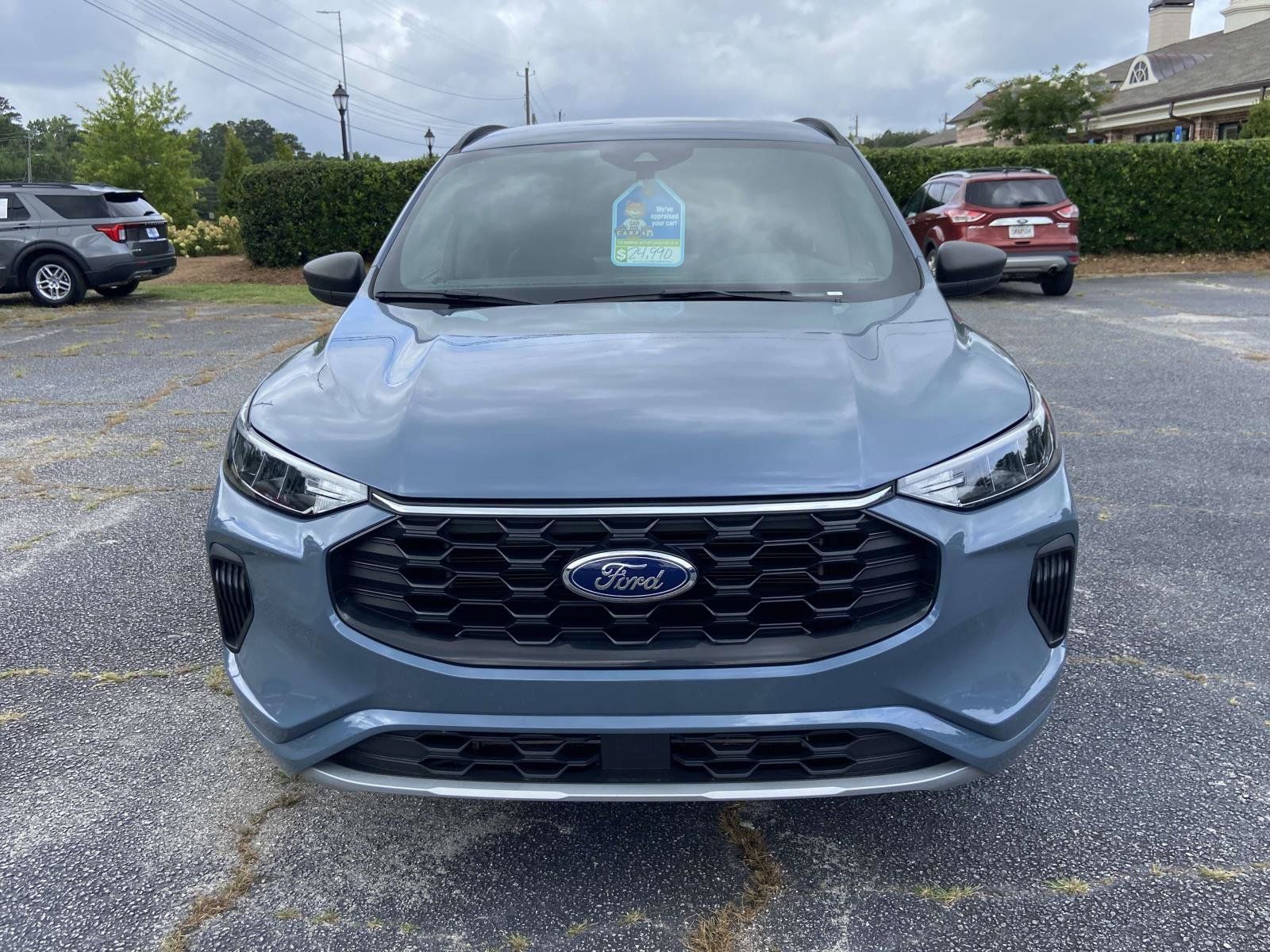 Used 2024 Ford Escape ST-Line w/ Tech Pack #1 FWD image 8