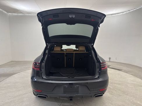 Used 2017 Porsche Macan AWD/4WD image 27