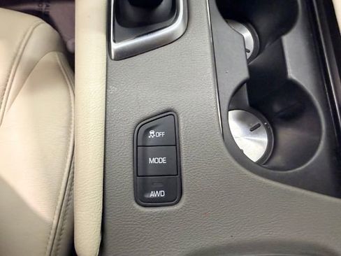 Used 2018 Cadillac XT5 Luxury AWD/4WD image 35