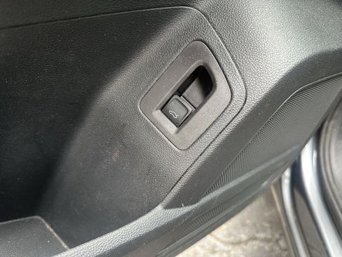 Used 2023 Volkswagen Atlas SEL image 23