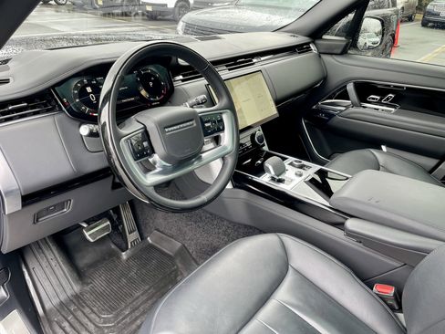 Used 2023 Land Rover Range Rover Autobiography image 13