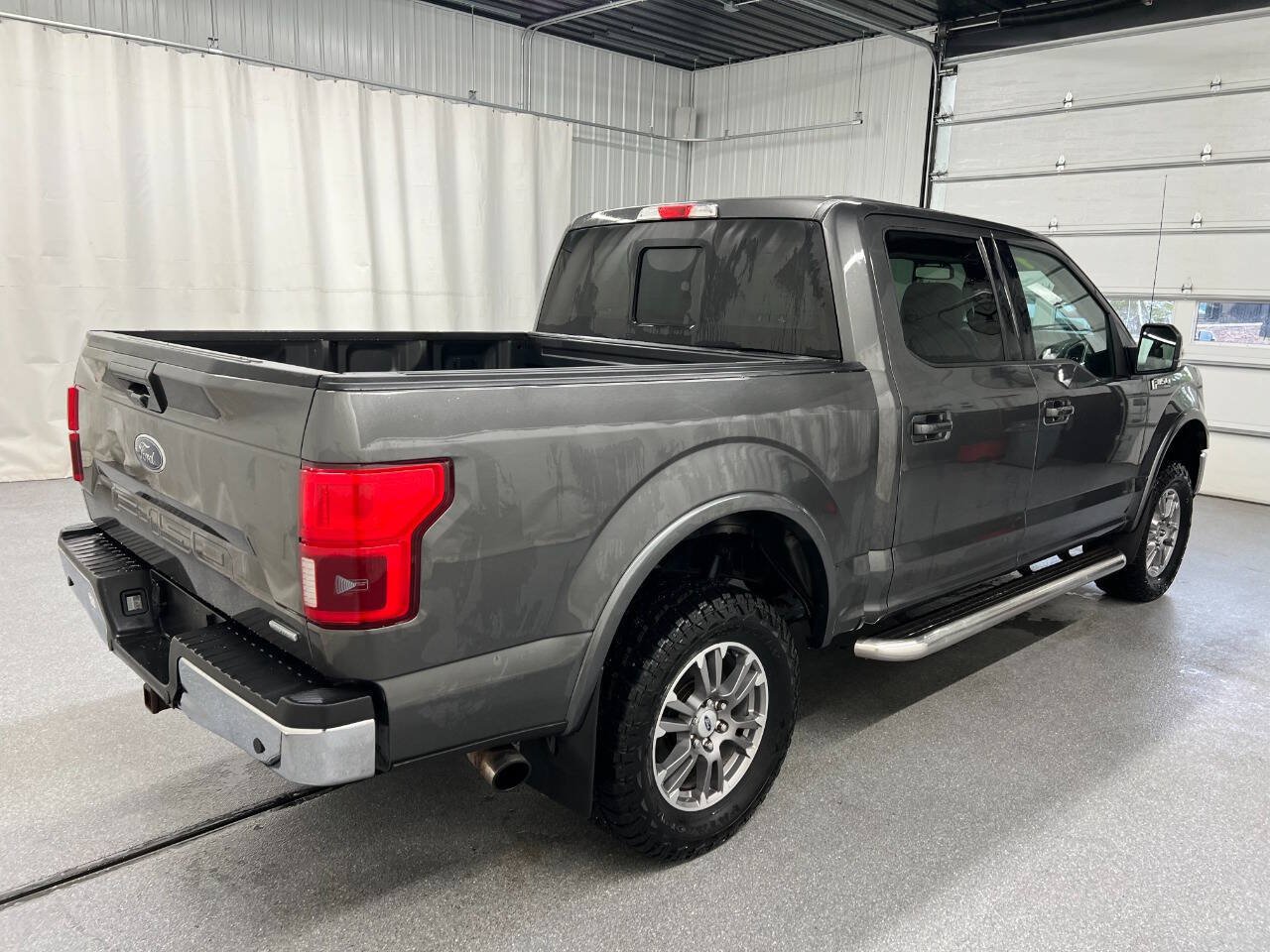 Used 2018 Ford F150 Lariat w/ Equipment Group 501A Mid AWD/4WD image 4