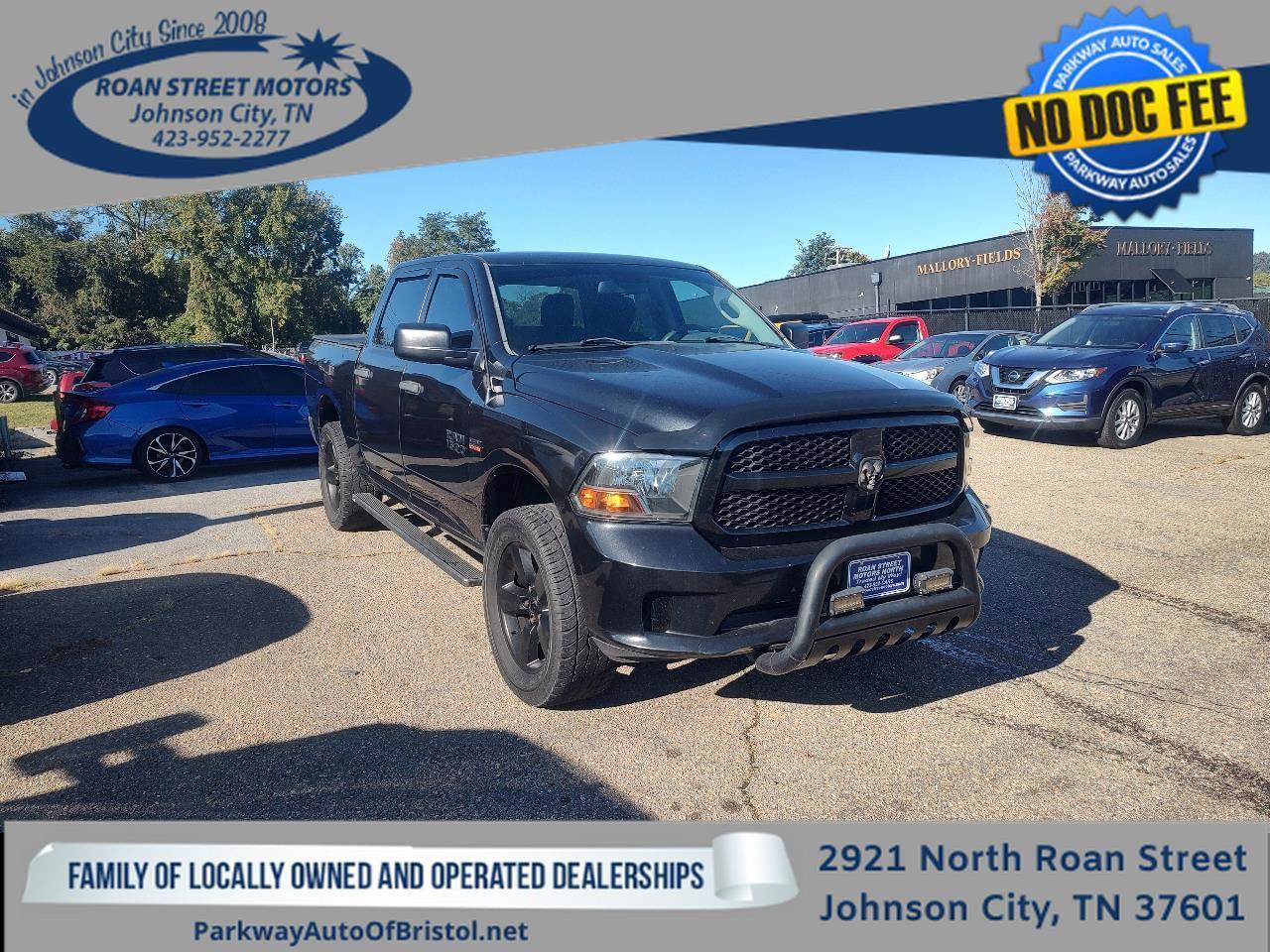 Used 2016 RAM 1500 Express w/ Black Ram 1500 Express Group AWD/4WD image 1