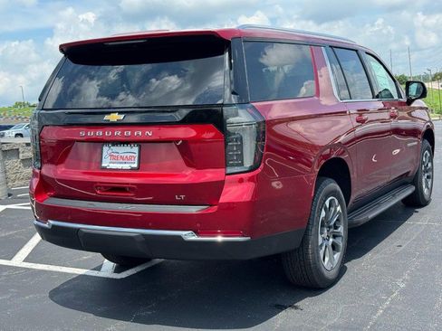 New 2026 Chevrolet Suburban LT w/ Comfort Package AWD/4WD image 23
