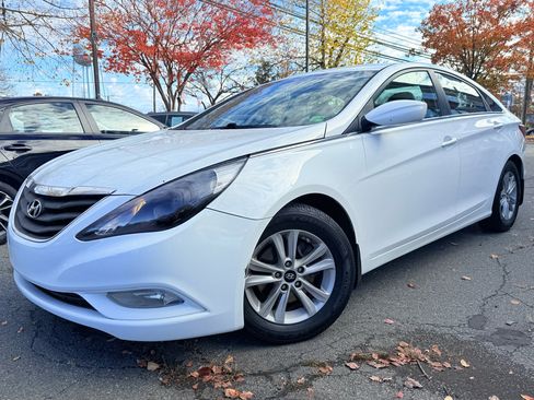 Used 2013 Hyundai Sonata GLS w/ Popular Equipment Pkg image 2