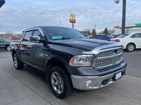 Used 2015 RAM 1500 Laramie w/ Convenience Group image 4