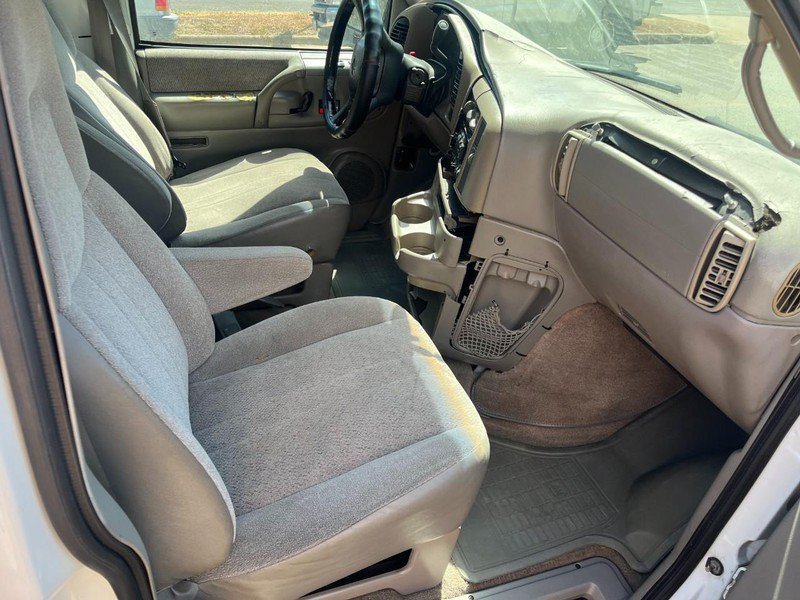Used 2002 Chevrolet Astro RWD image 8