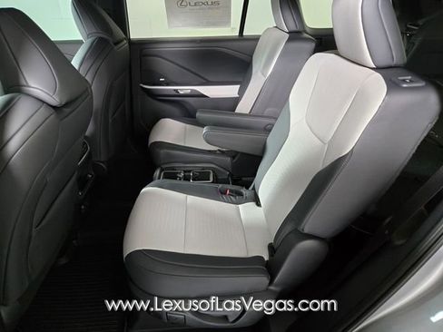 New 2026 Lexus TX 500h AWD image 11