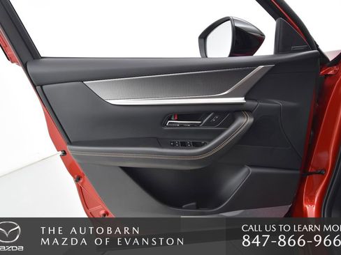 Certified 2025 MAZDA CX-70 Plug-In Hybrid w/ Premium Pkg image 32