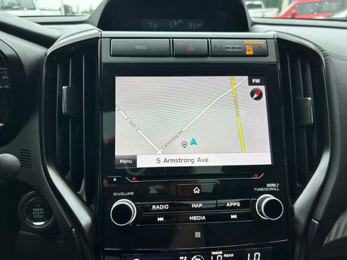 Used 2022 Subaru Ascent Onyx Edition AWD/4WD image 2