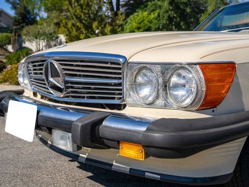 Used 1988 Mercedes-Benz 560 SL image 69
