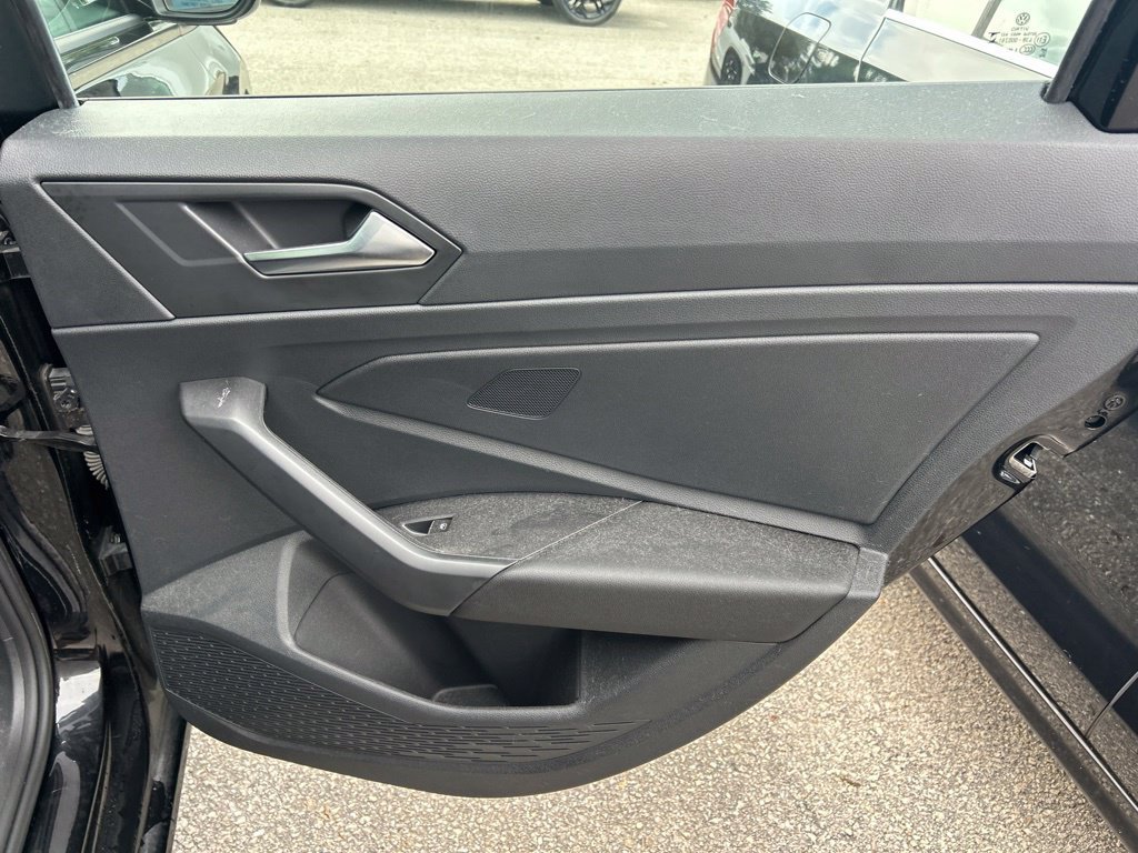 Certified 2024 Volkswagen Jetta Sport FWD image 40