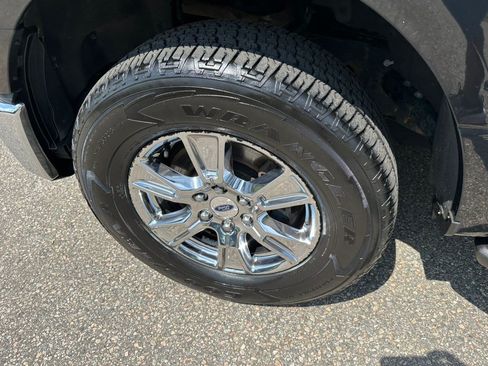 Used 2015 Ford F150 XLT w/ Equipment Group 301A Mid AWD/4WD image 26